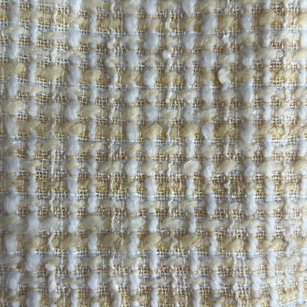 Fully lined textured godet skirt - Picture 2 of 3